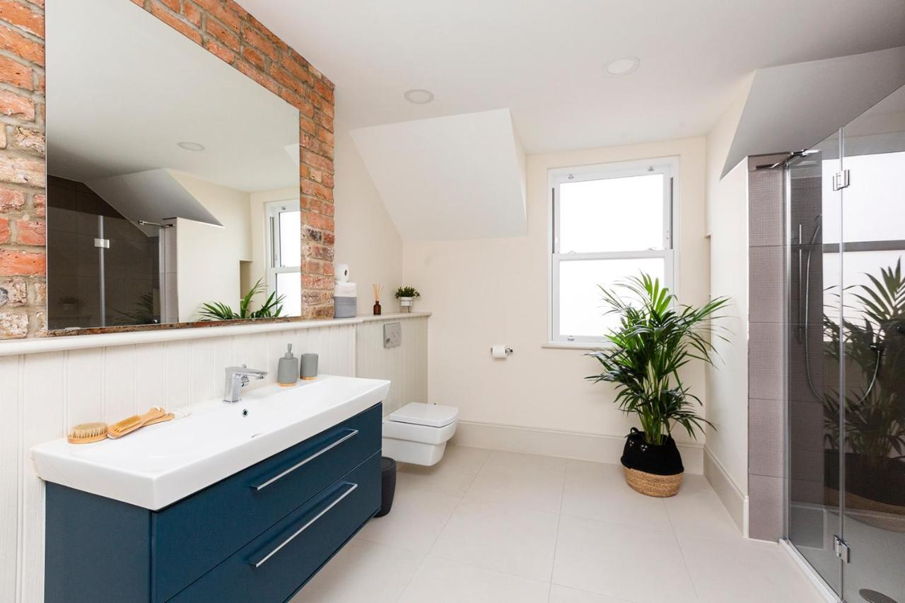 Stunning Seaside Apartment Over 3 Floors Near Margate Westgate-on-Sea Exterior foto