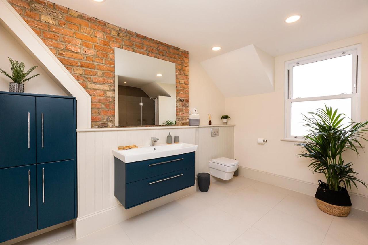 Stunning Seaside Apartment Over 3 Floors Near Margate Westgate-on-Sea Exterior foto