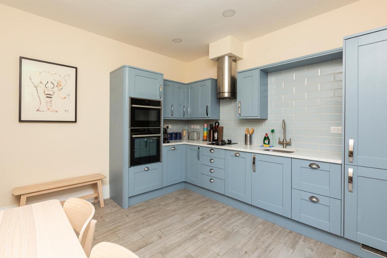 Stunning Seaside Apartment Over 3 Floors Near Margate Westgate-on-Sea Exterior foto